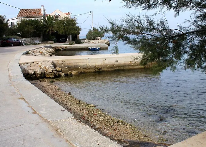 Apartament By The Sea Preko, Ugljan - 8515 *